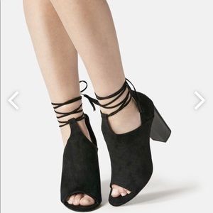 Mary-Kate Heeled Sandal